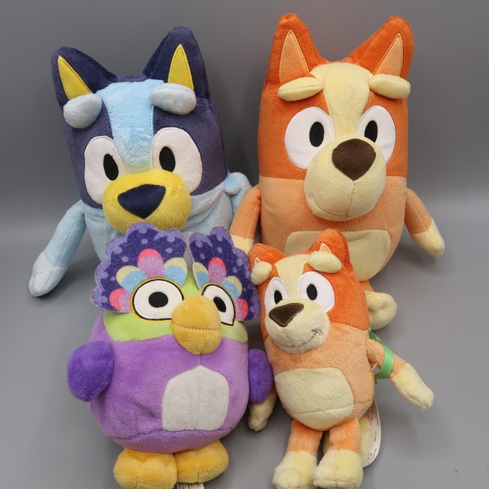 Bluey Friends Bluey & Bingo Talking Stuffed Plush Chatterbox Moose Toys lot Set